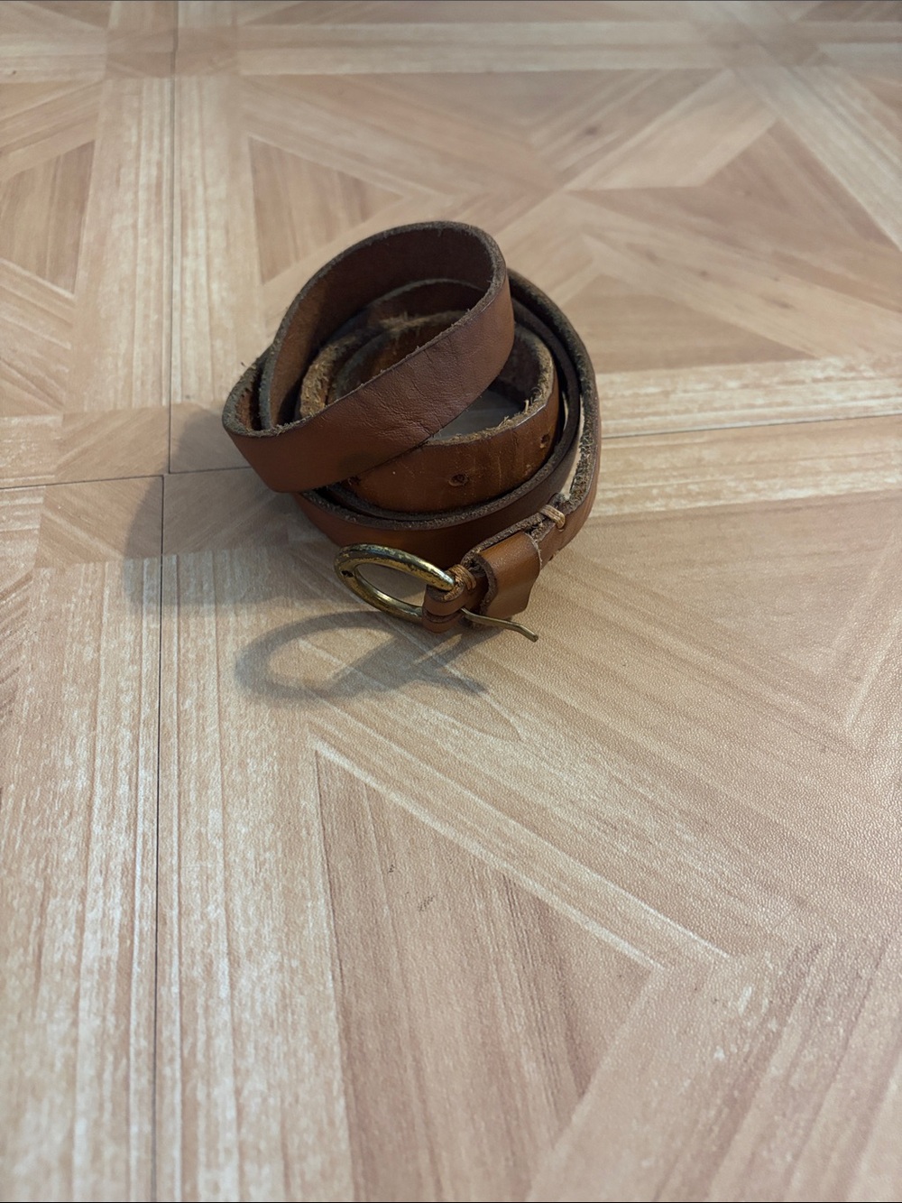 Classic Brown Leather Women’s Belt with Brass Buckle